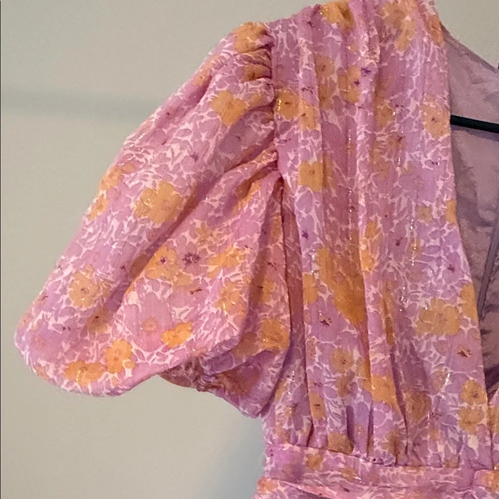 Nasty Gal Floral Puff Sleeve v neck Romper size 6 new with tag - Picture 4 of 12